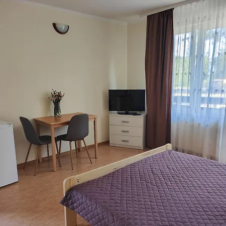 Πανσιόν Lubar Dziwnów
